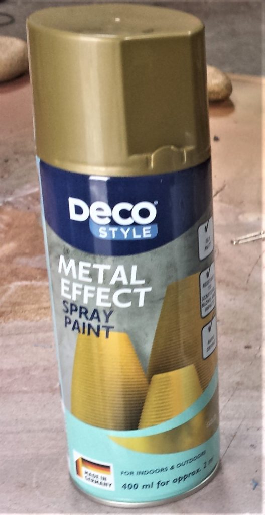 'Deco Style' Metal Effect Spray Paint in Gold.