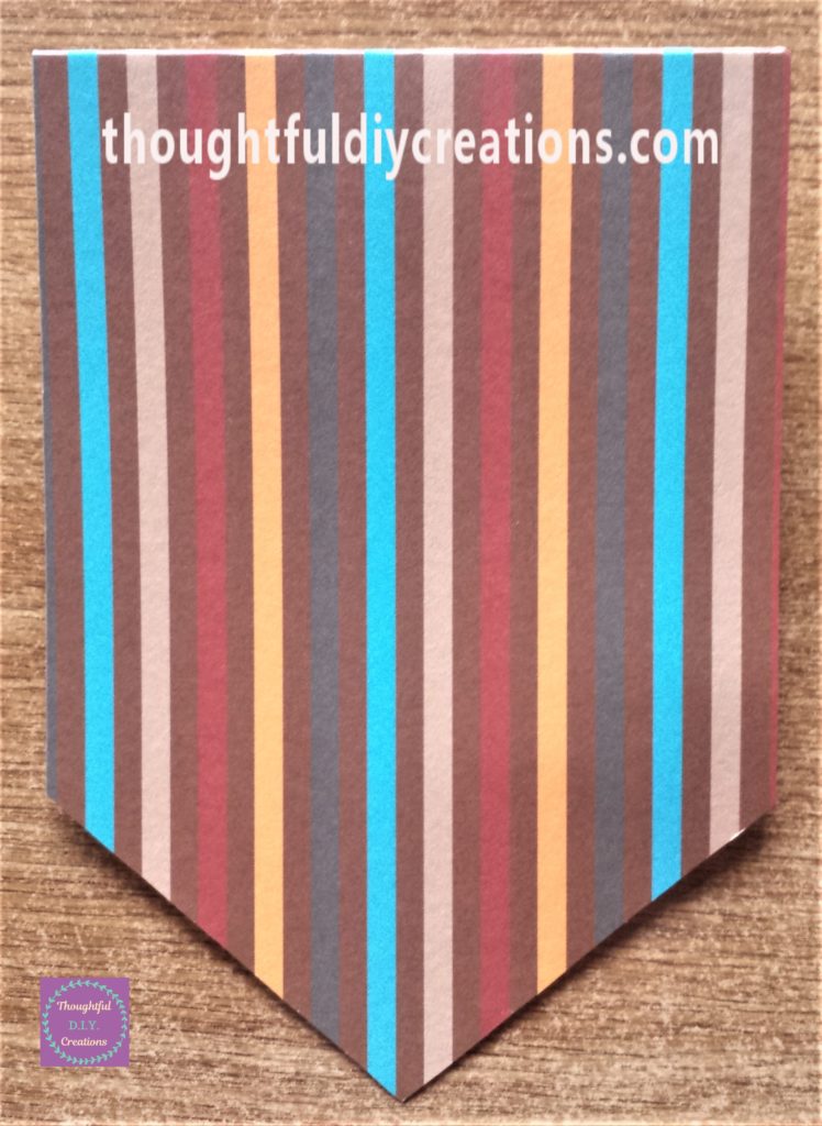 Front of the bunting with the top folded over.