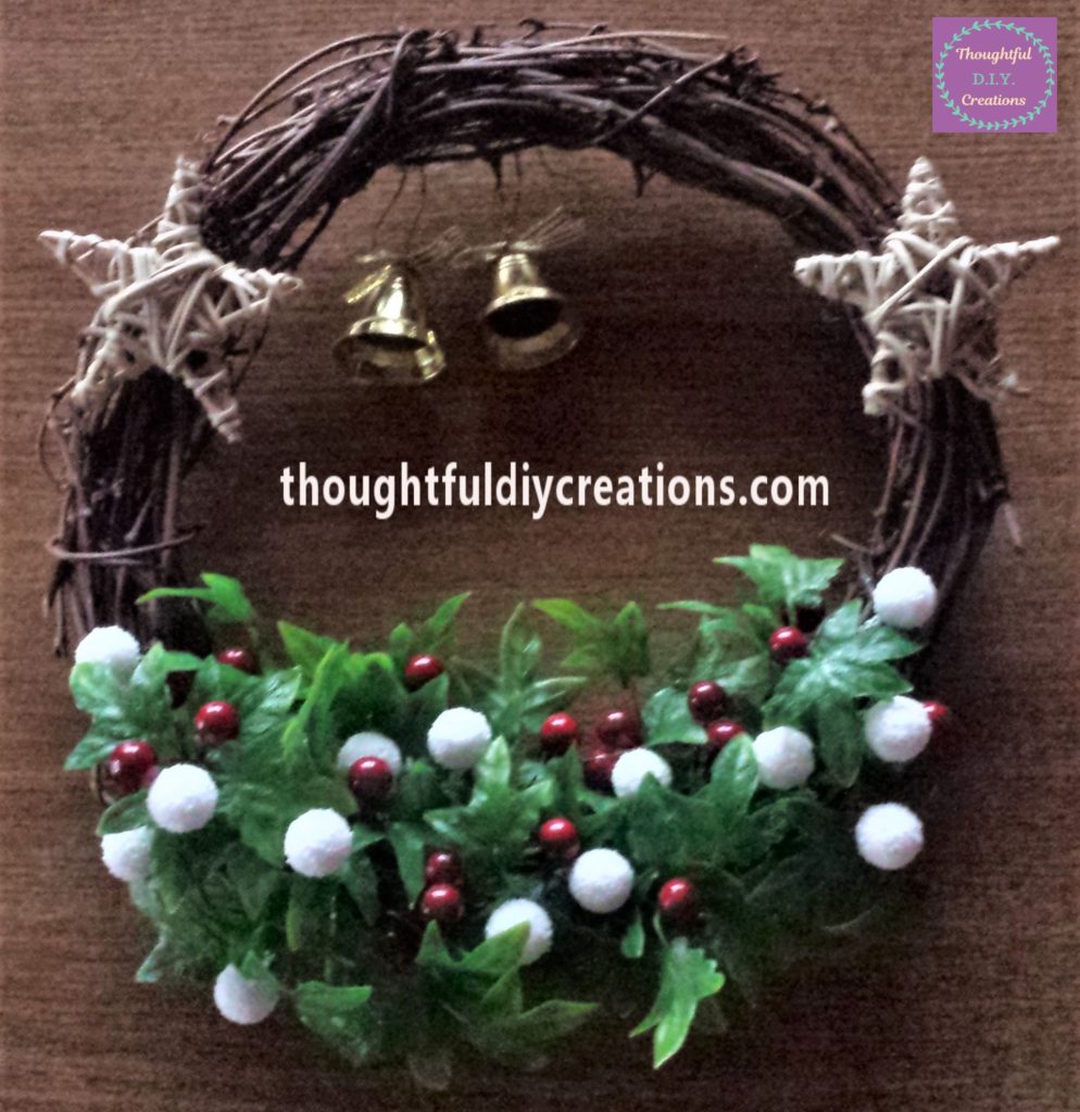 Another star added to the other side of the wreath.