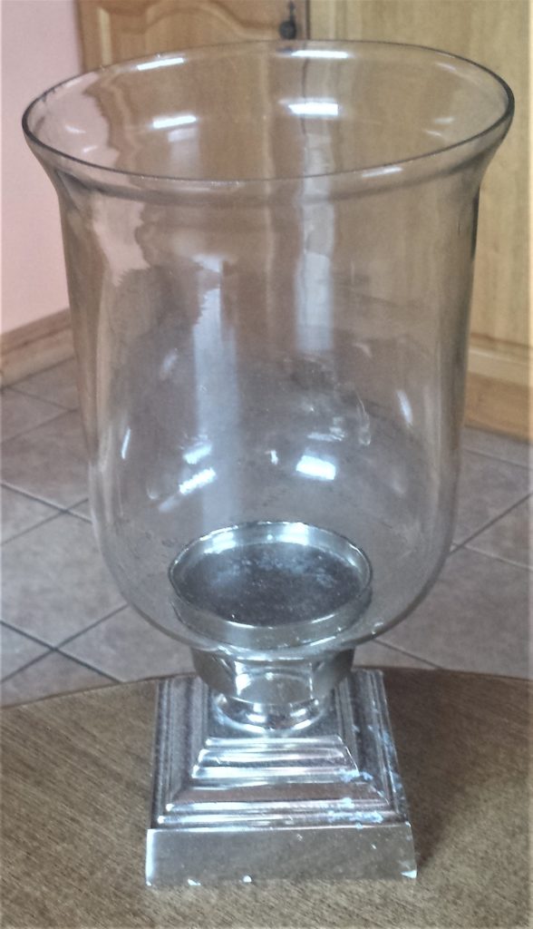 Candle jar after being washed and dried