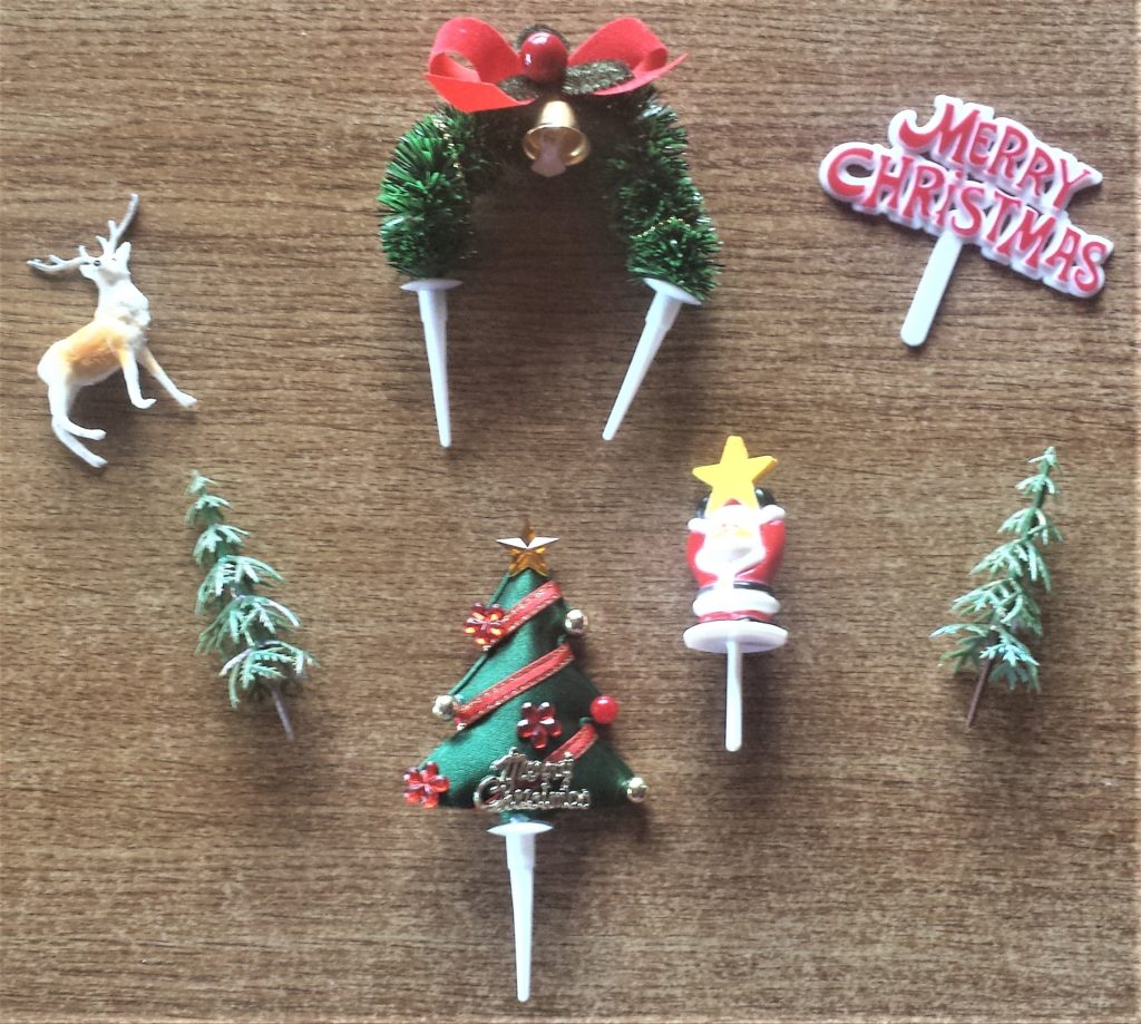 Christmas miniature figures.