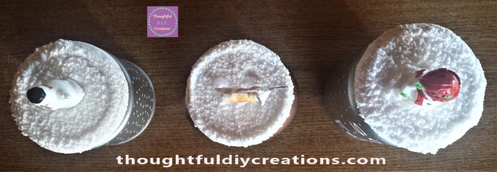 View of the 3 lids on the jars.