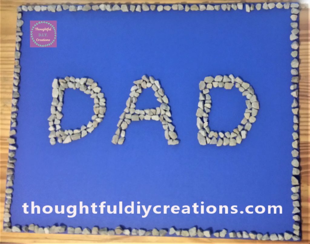 Adding a border to the layout of the stones on the canvas.