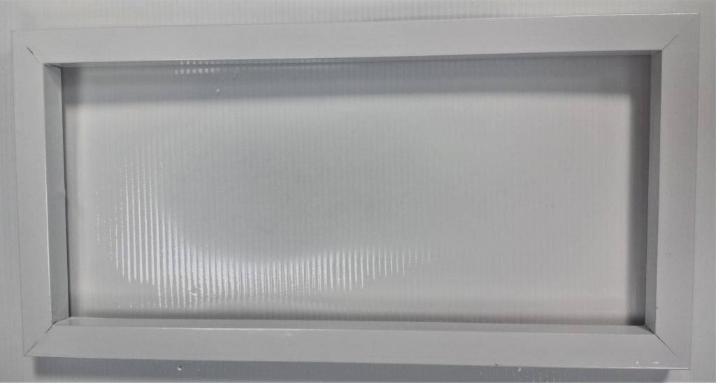 Third and final layer of spray paint on the frame.