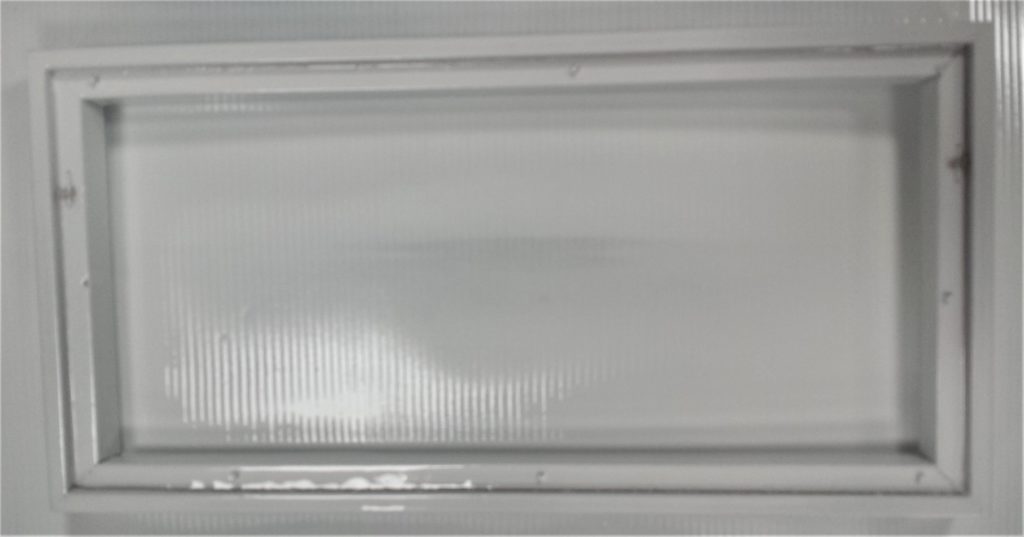 Second coat of spray paint to the frame.