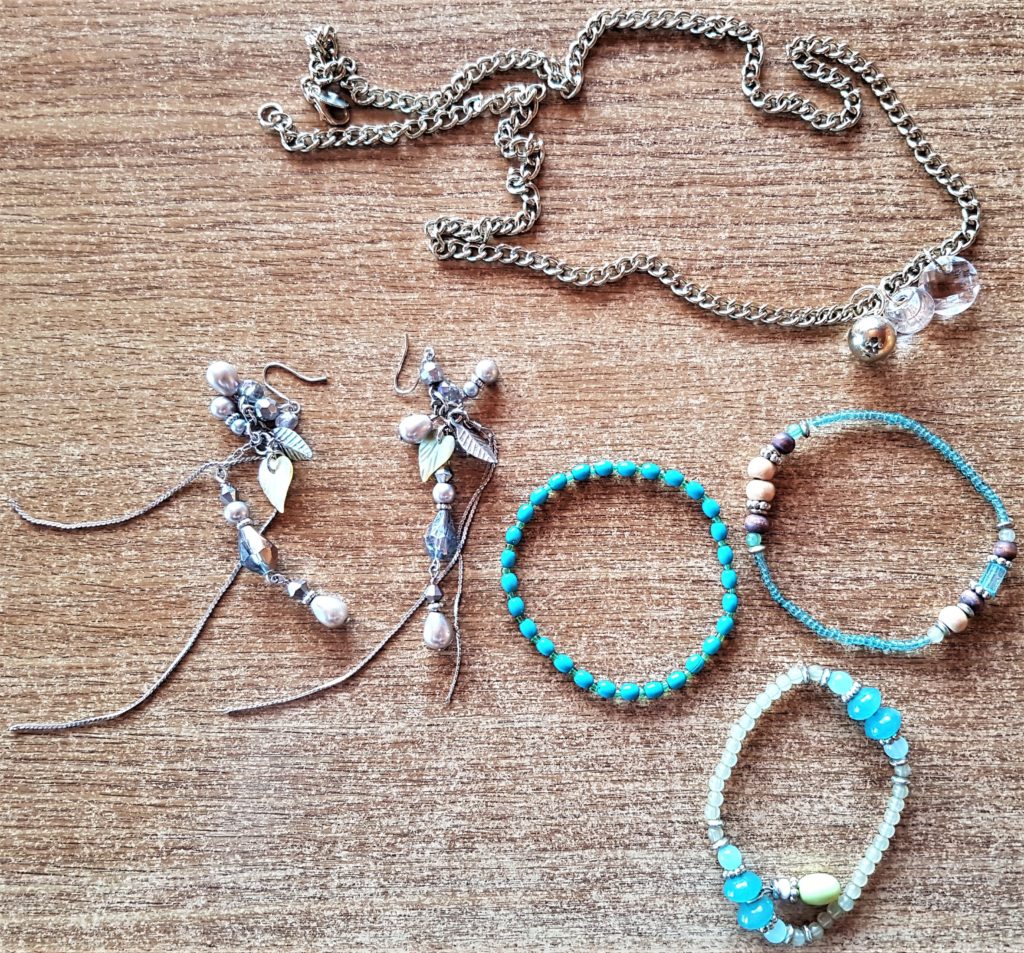 Old Jewellery I didn't wear anymore that would be perfect for the jar.