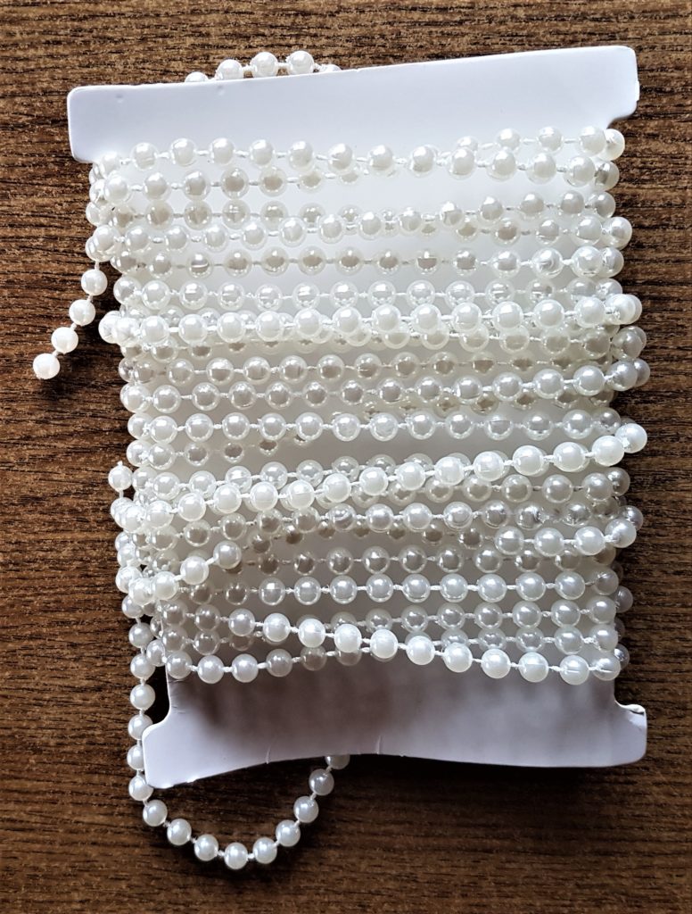 Pearl Garland out of the Box.