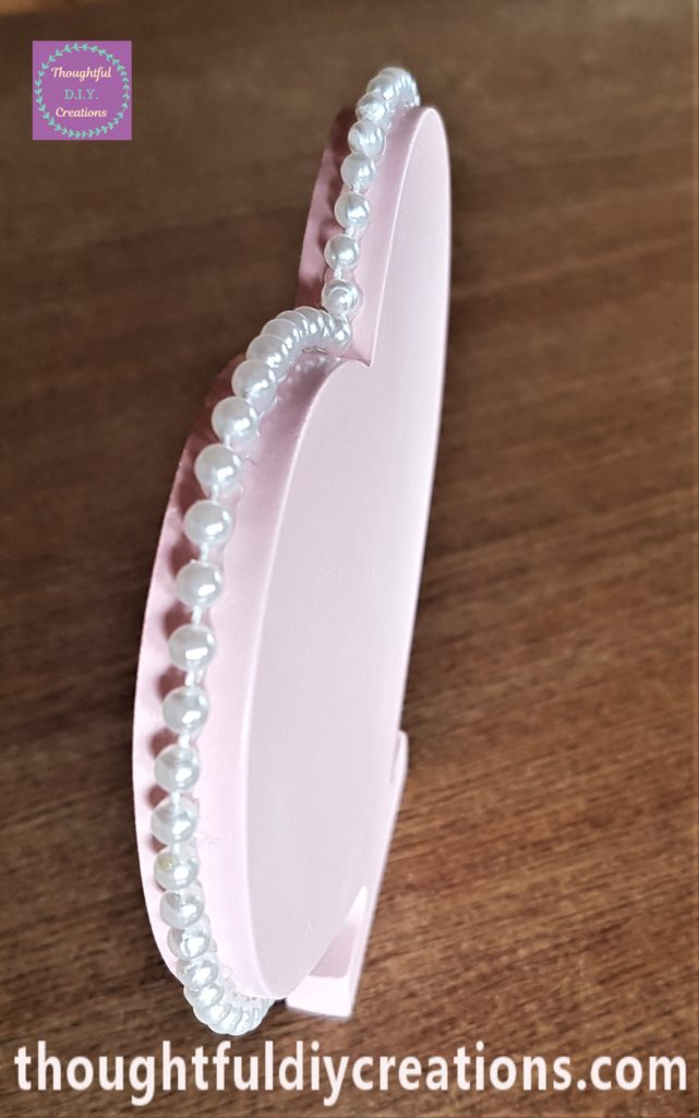 Another angle of the heart with the pearls hot glued on.