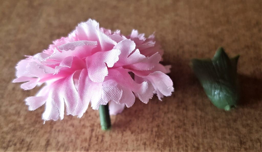 The bulb part pulled from the flower.