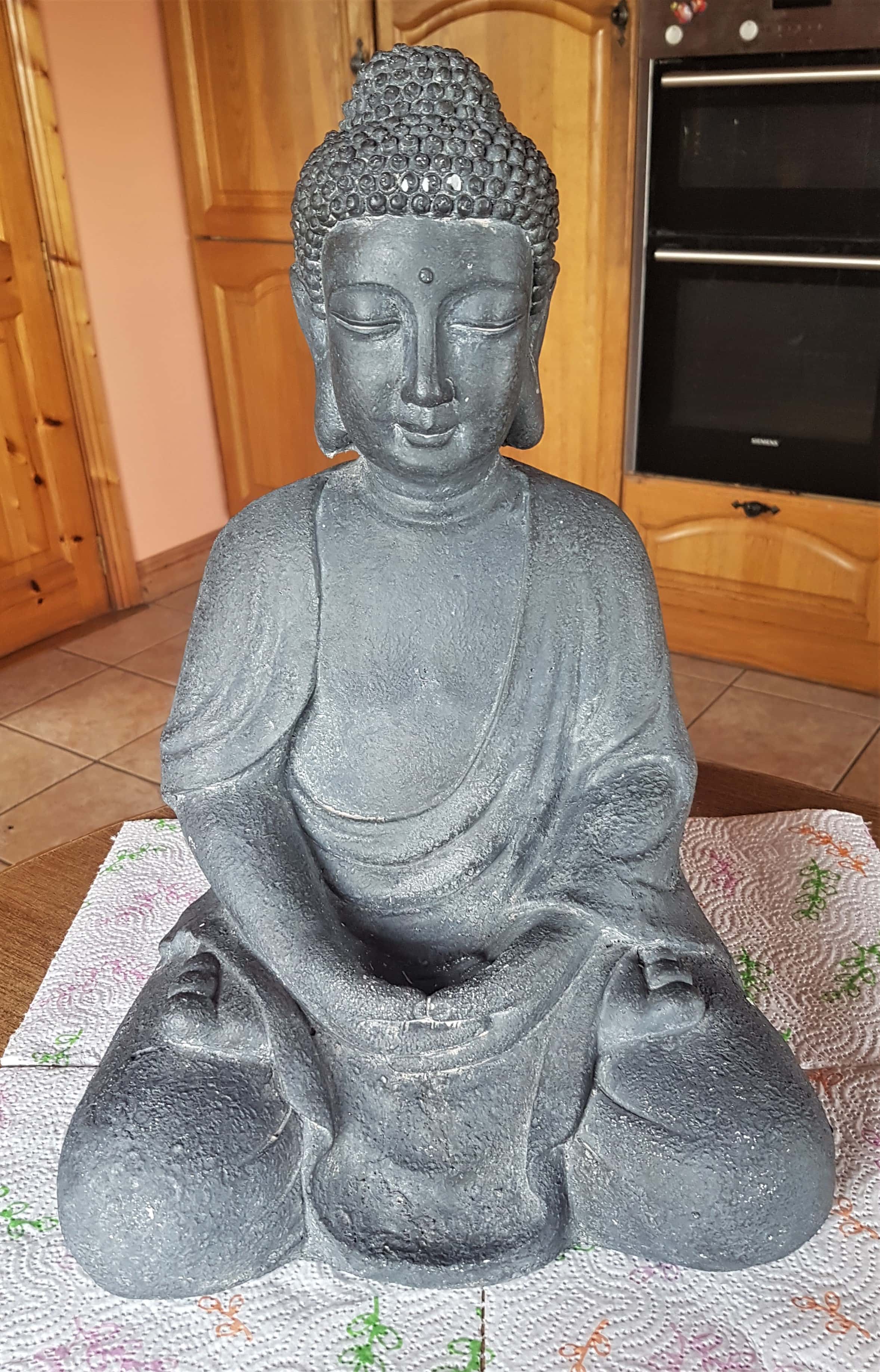 Spray Paint Buddha Transformation - thoughtfuldiycreations Home Decor