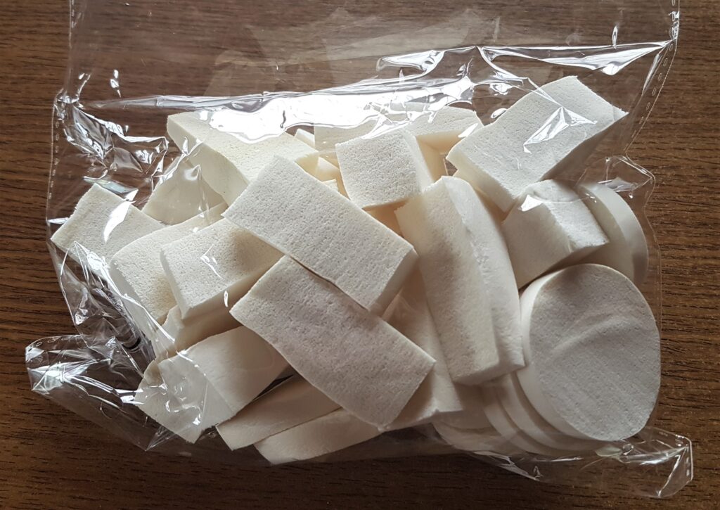 Make-Up Sponges to apply my paint.
