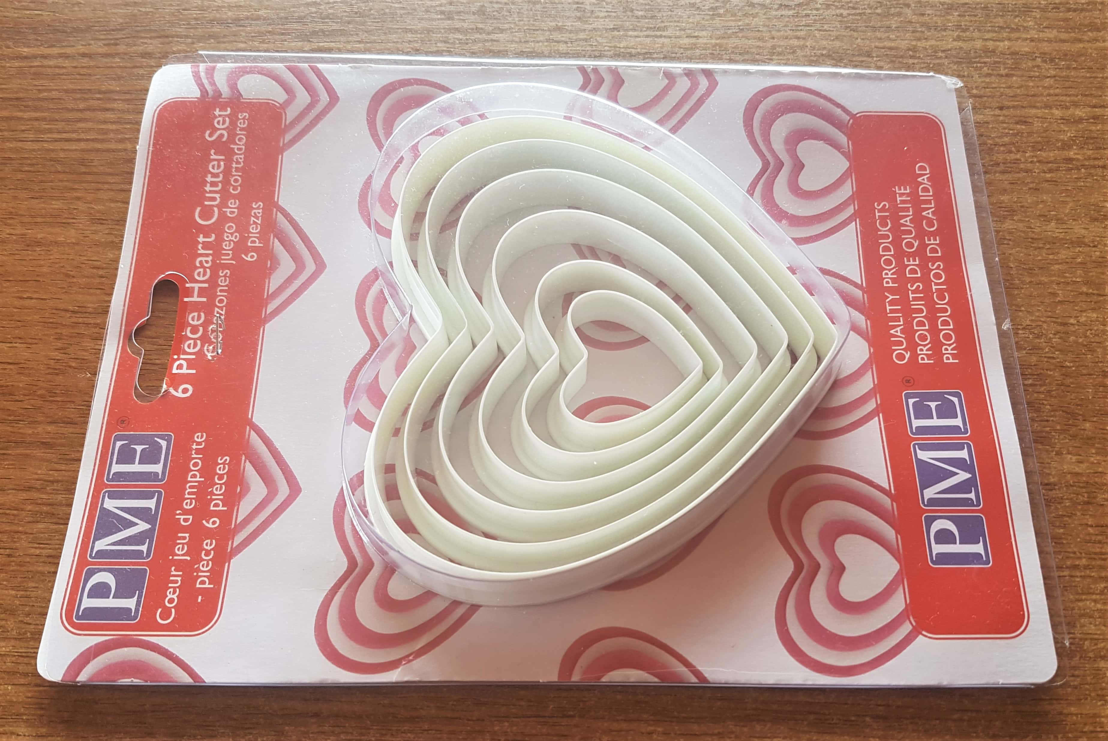I got my 6 piece heart cutter set.