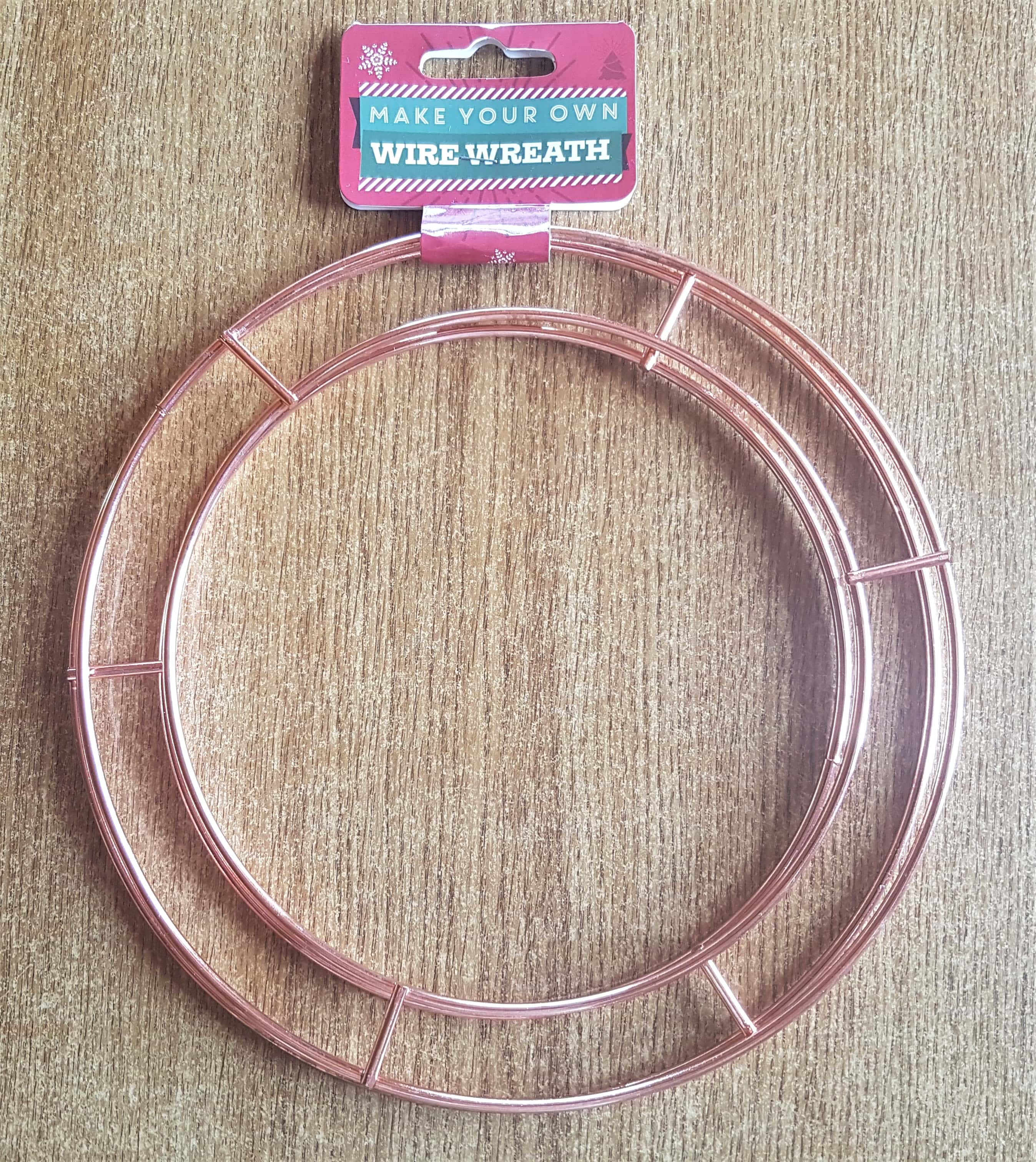 2 Pack of Wire Wreath Bases.