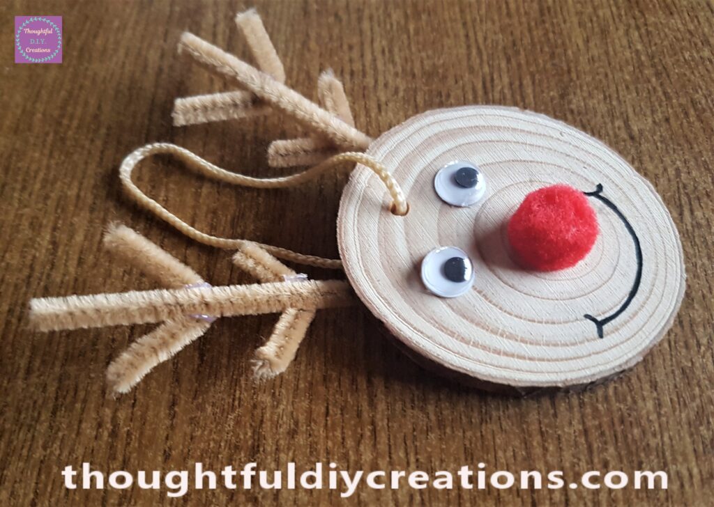 A side view of the finished ornament.