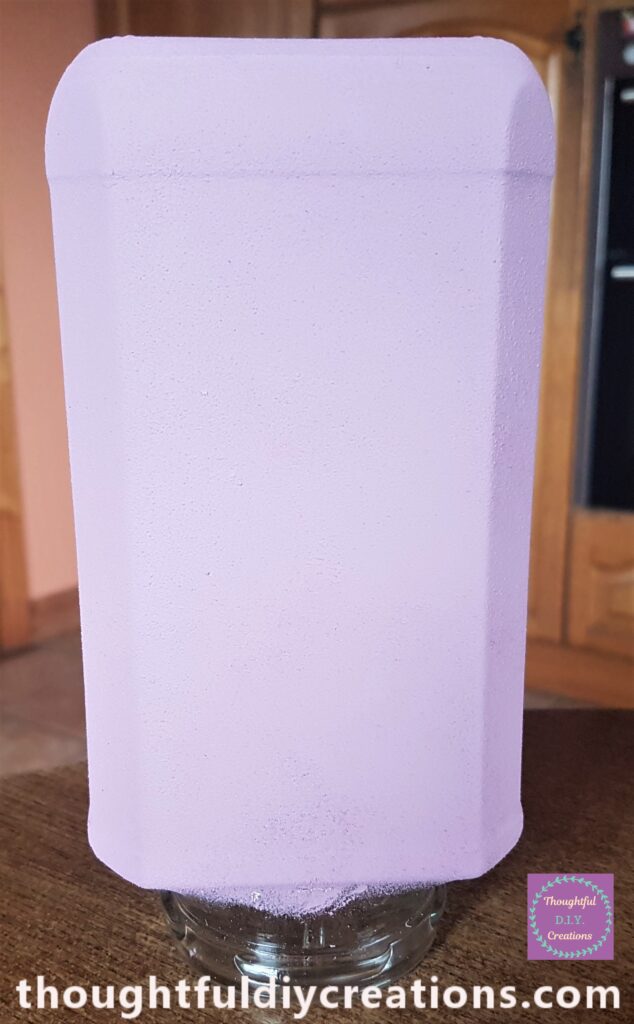 An hour later I applied a second layer of Paint all over the Jar.