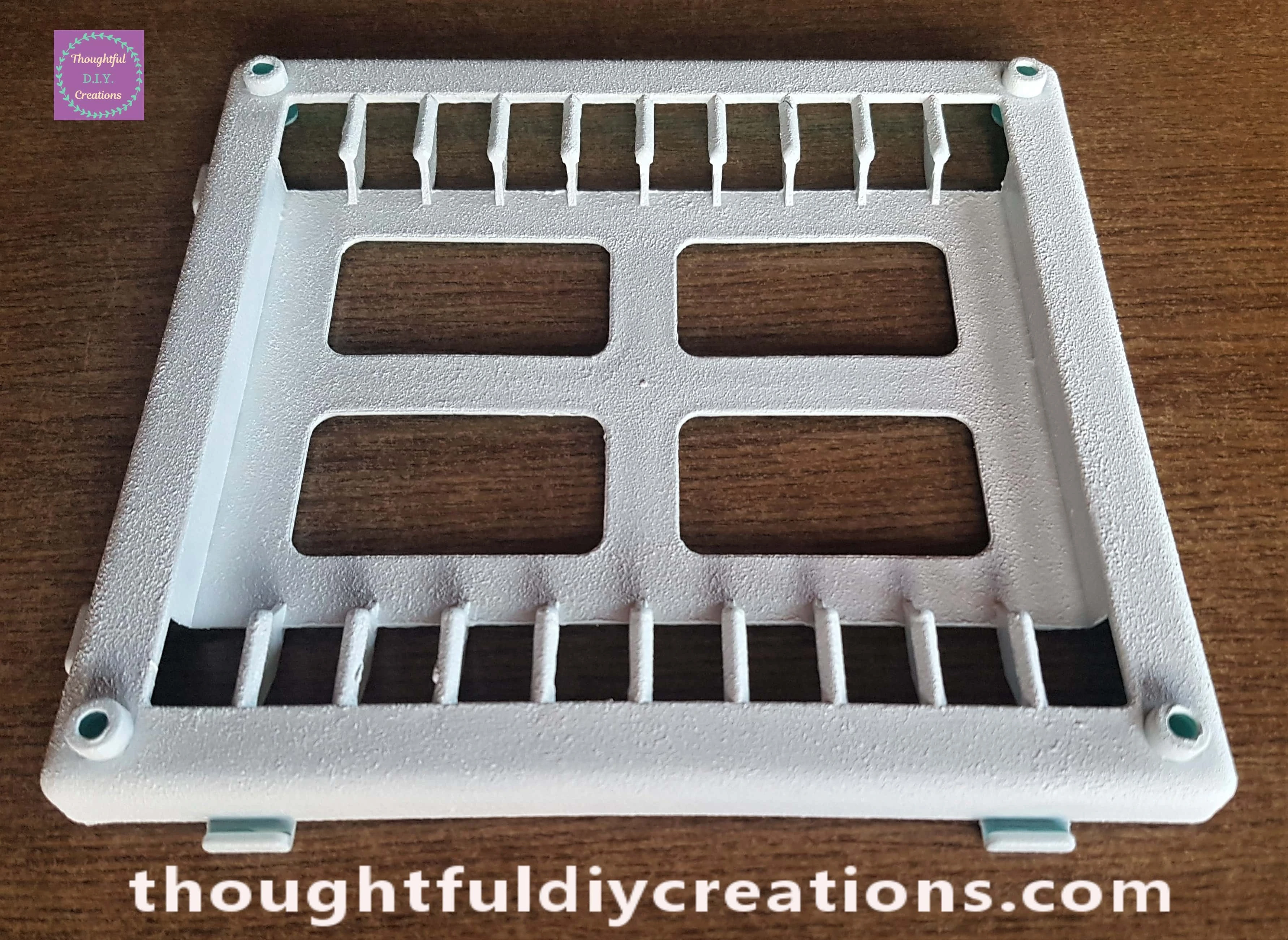 Side angle of the Window. The Sponge provides a nice texture like Snow and is faster to apply Paint compared with a Paintbrush.