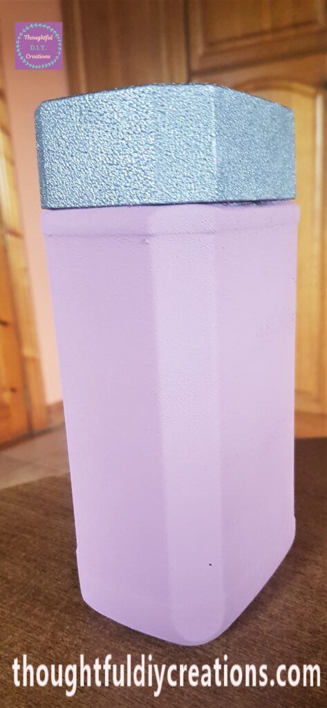 When everything was dry I put the Lid on the Jar to see how it was coming together.