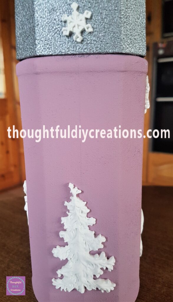 Side view of the Jar with the Lid attached.