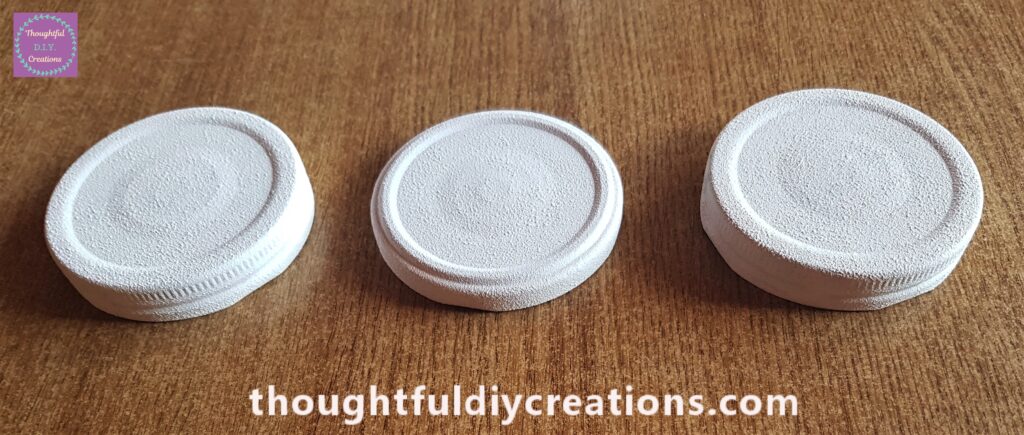 How the Lids look after being Primed.