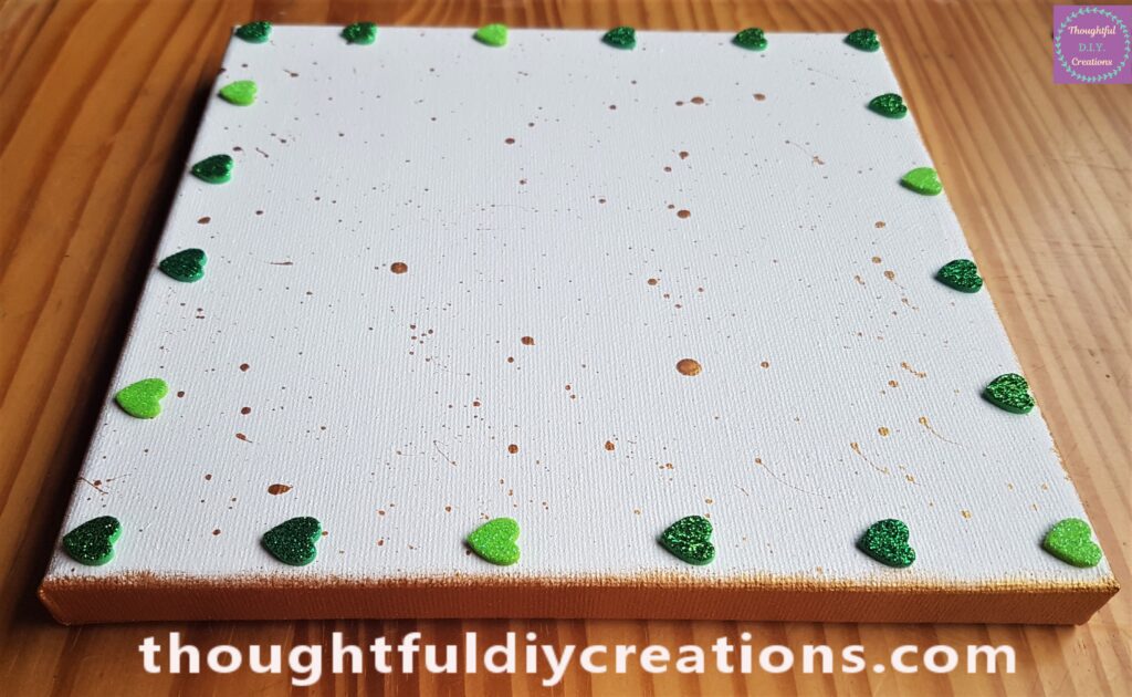 Side view of each heart added to the Canvas to give it a border.