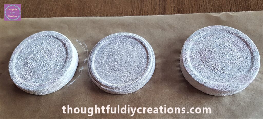 I repeated this Process on the other 2 Lids.