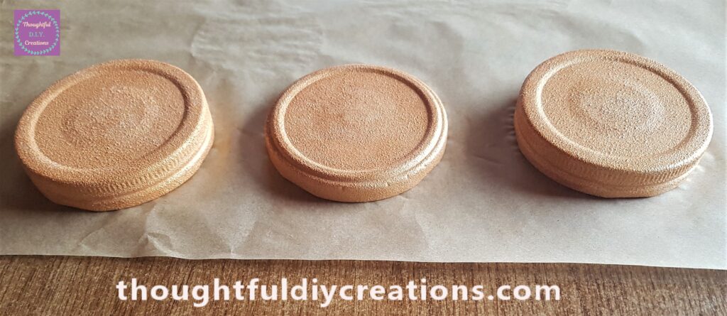 I Painted an even layer to each Lid with the Sponge.