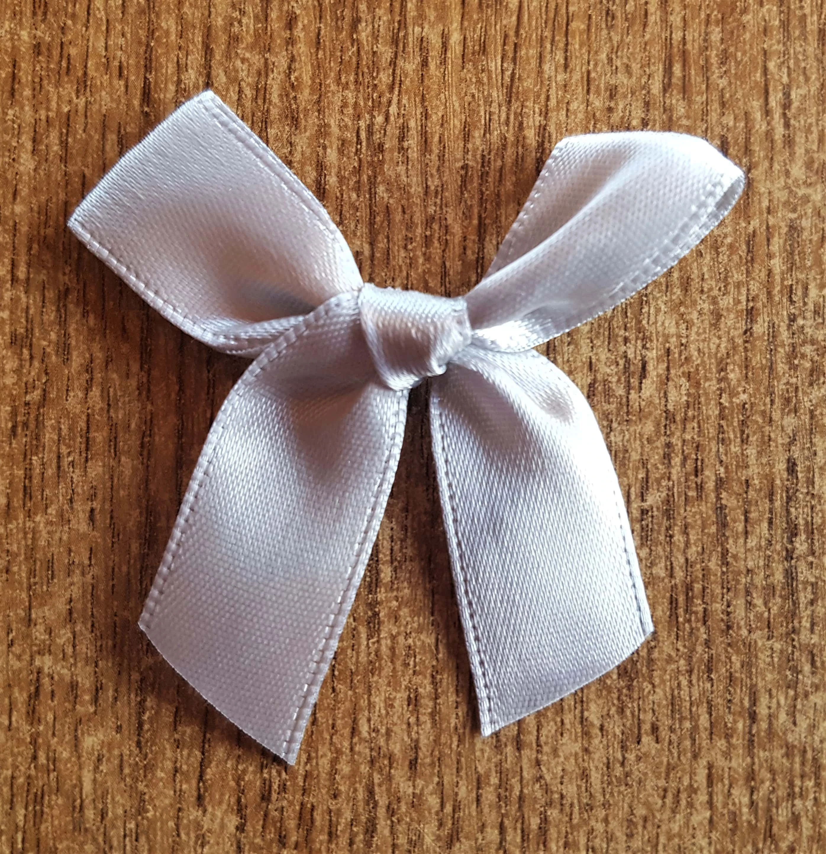 I had a Grey Bow in my Supplies.