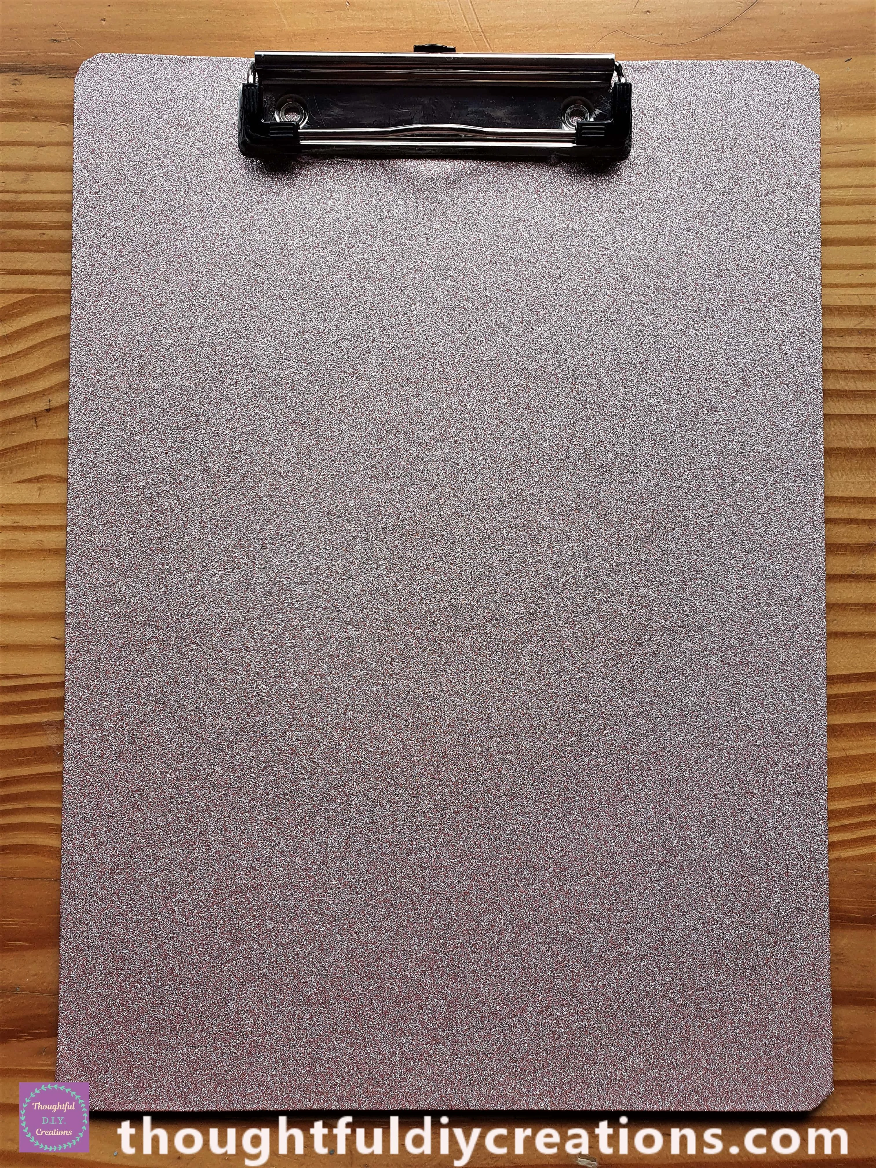 A Front Angle of the Clipboard with the Top attached.