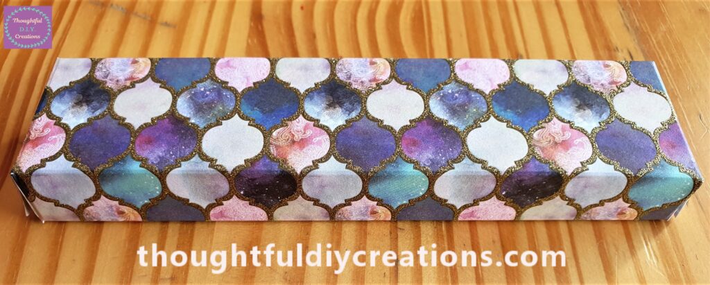 I Closed the Lid on the Gift Box.