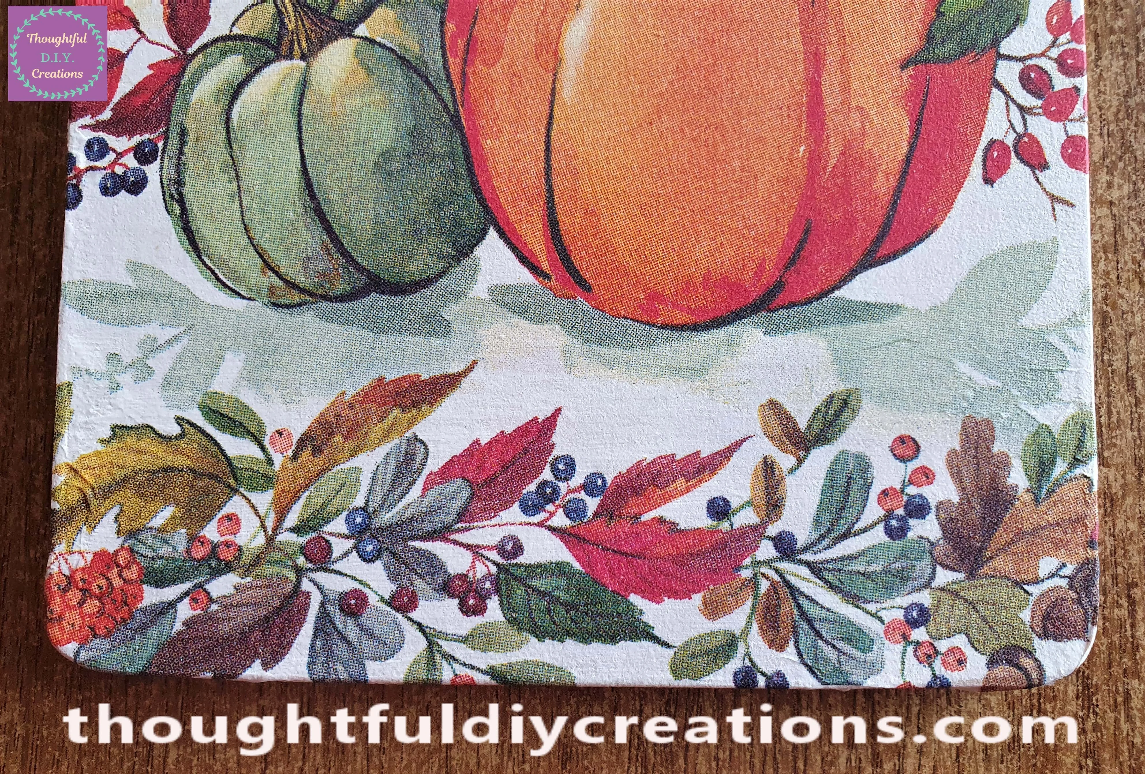 A Closer look at the Autumn Design.