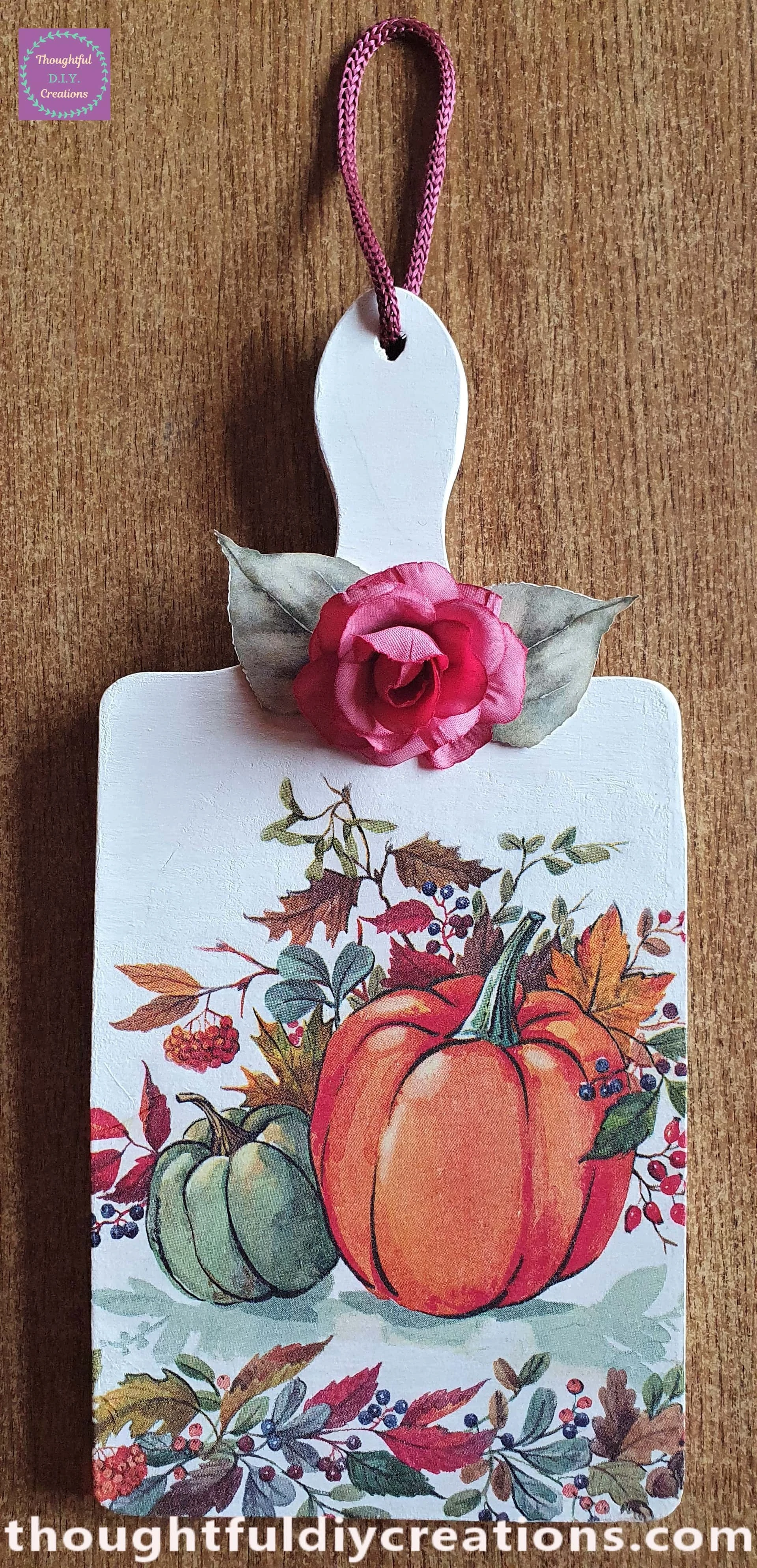 This Completed my Decoupaged Autumn Chopping Board.