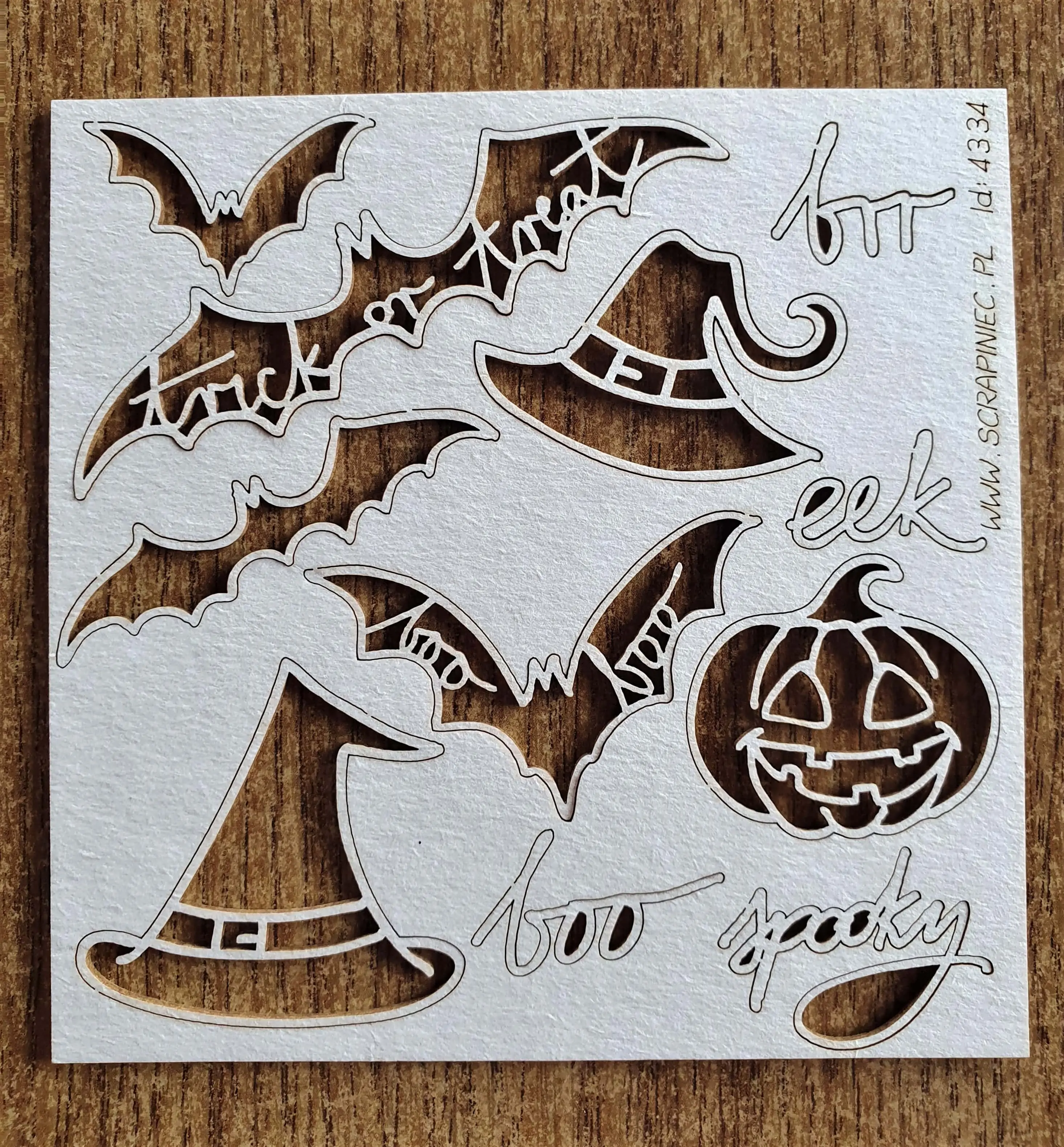 I got my Halloween Chipboards that I bought recently.
