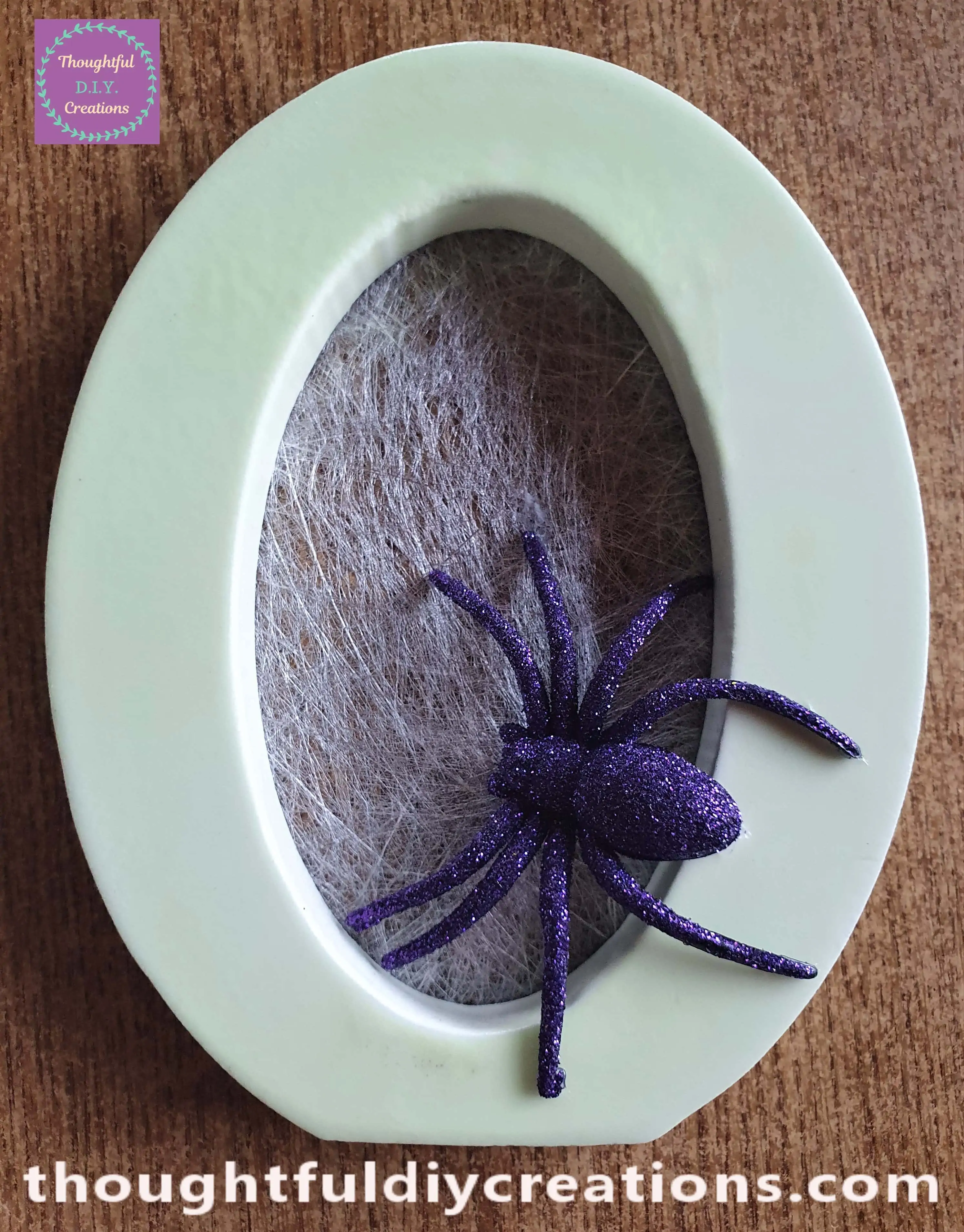 A Full View of the Spider attached to the Letter.