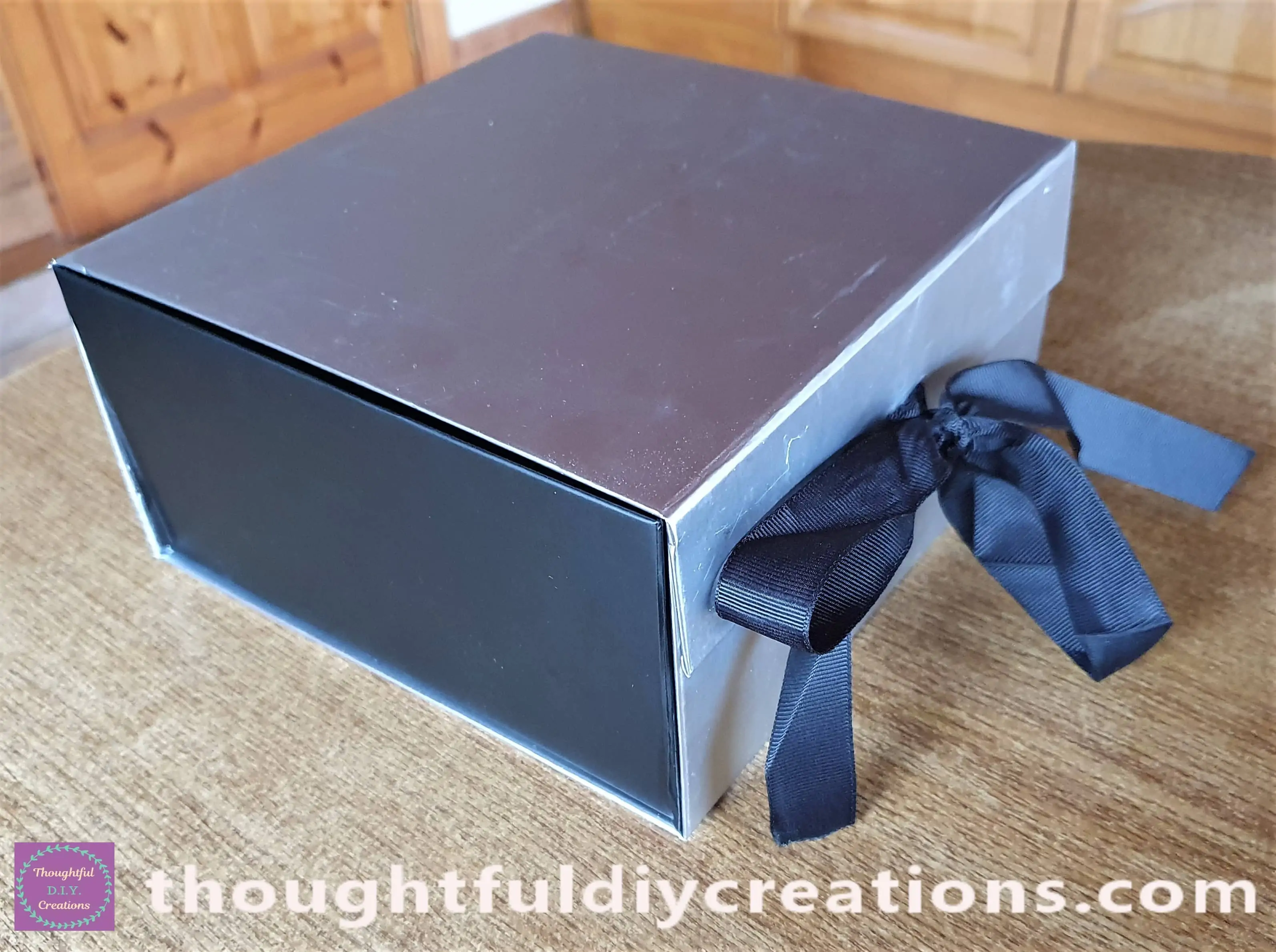 A Side Angle of the Gift Box fully assembled.