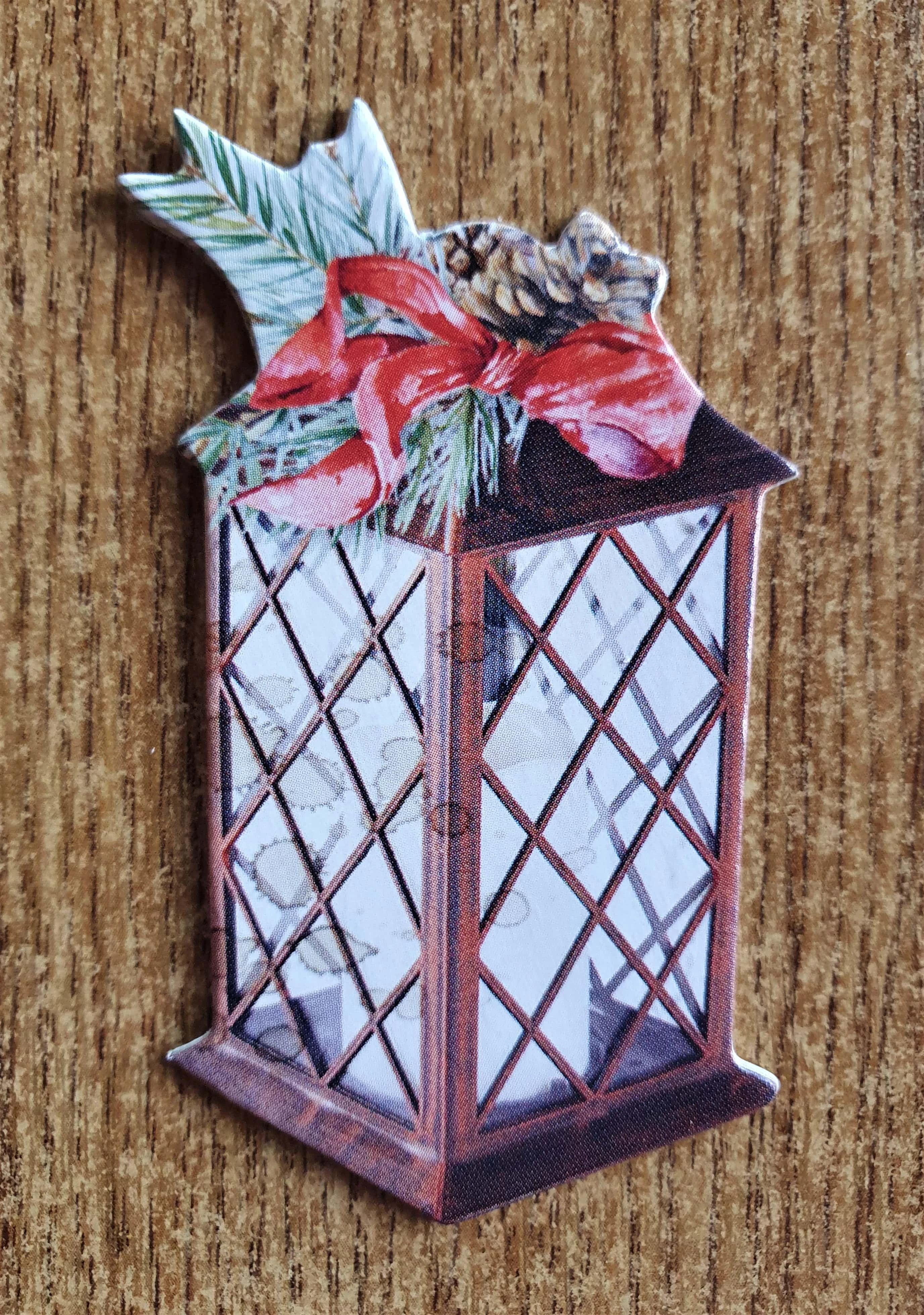 I got a Lantern Die-Cut from the same Stamperia Set.