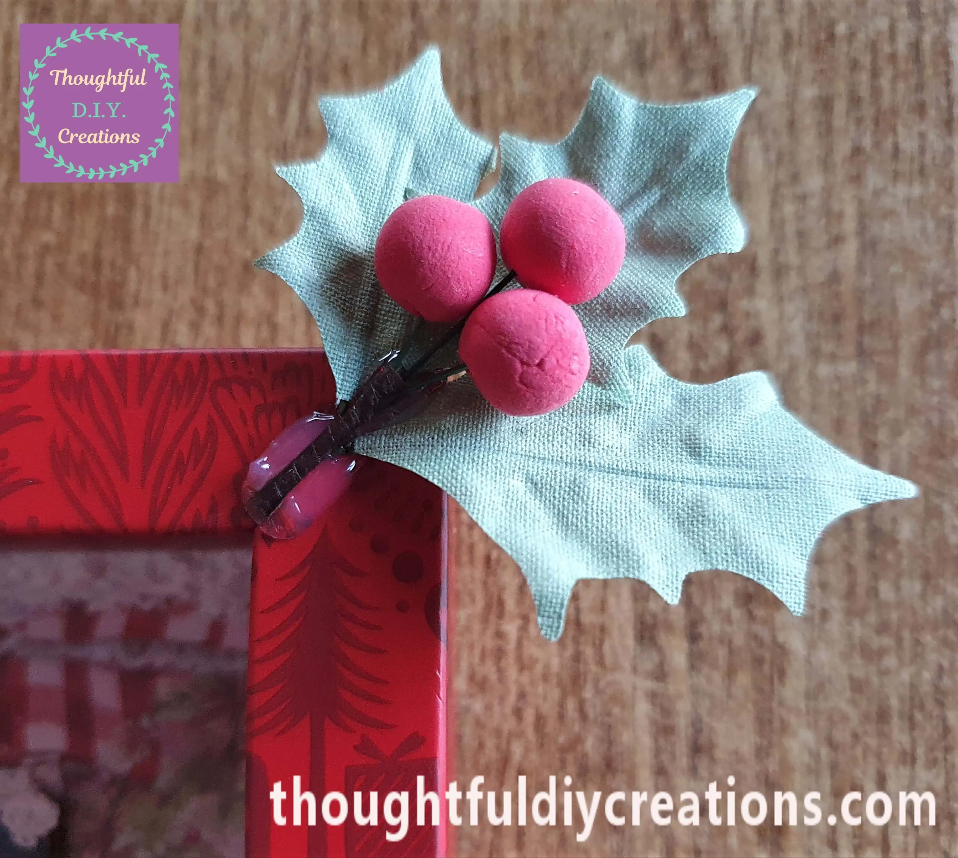 The Holly was placed on the top right corner of the Frame.