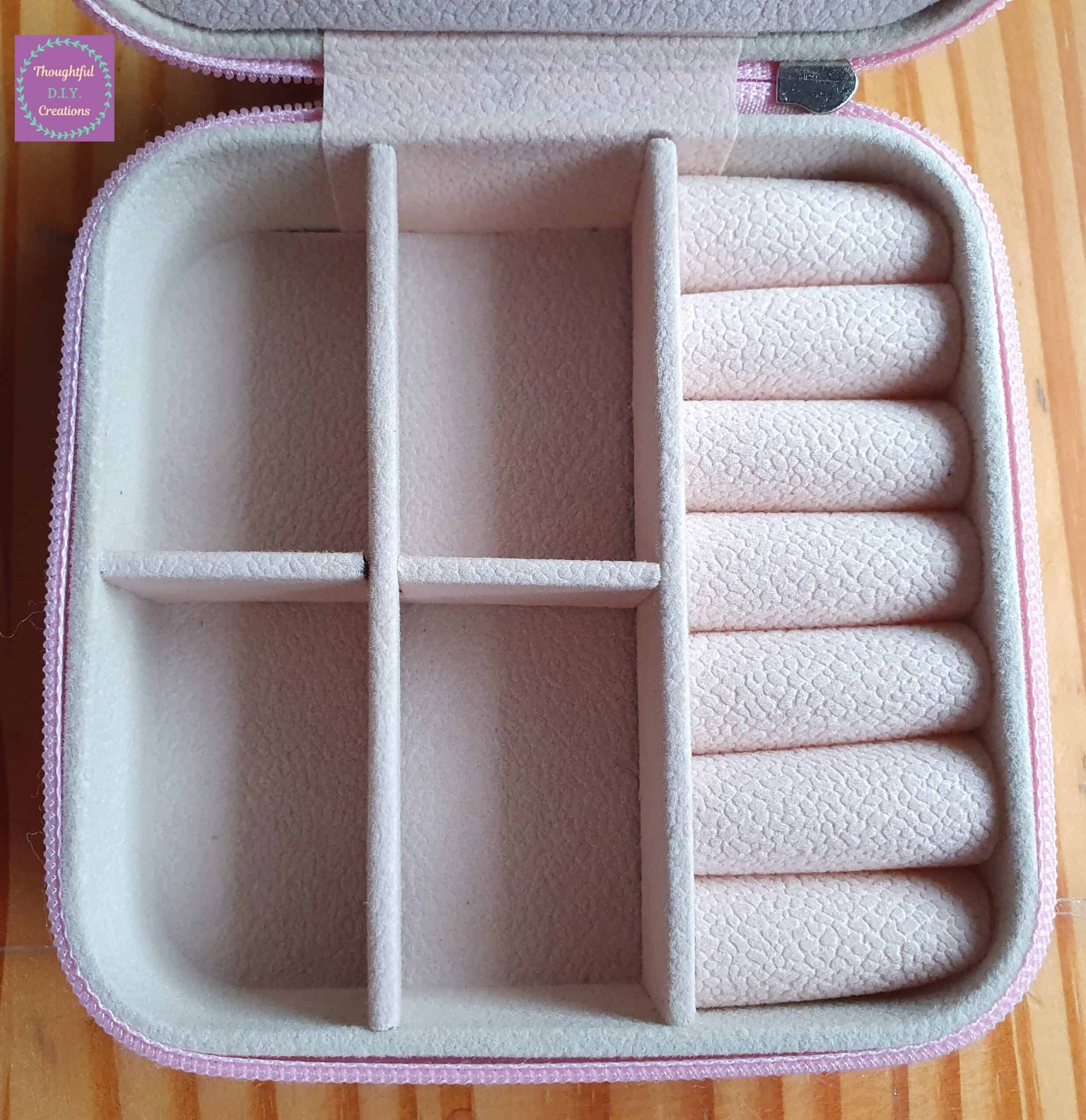 Ring Holder & Removable Compartment