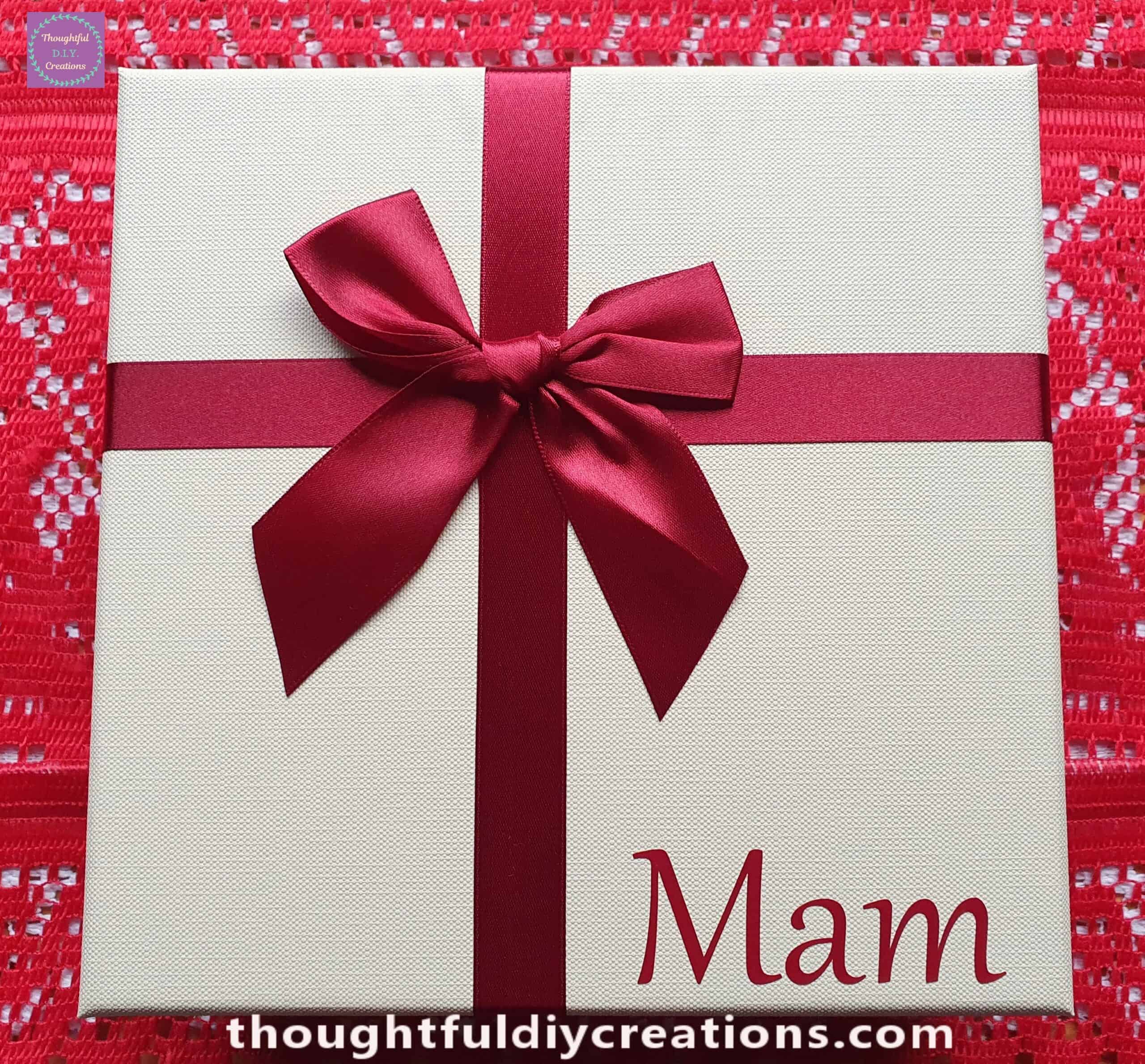 Medium Gift Box